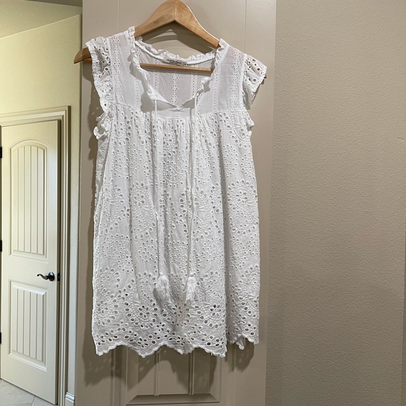 Valentina Naldi White Eyelet Top - Picture 3 of 5